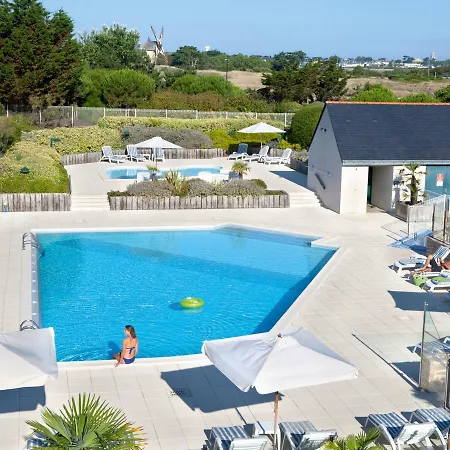 Les Salines.1 *